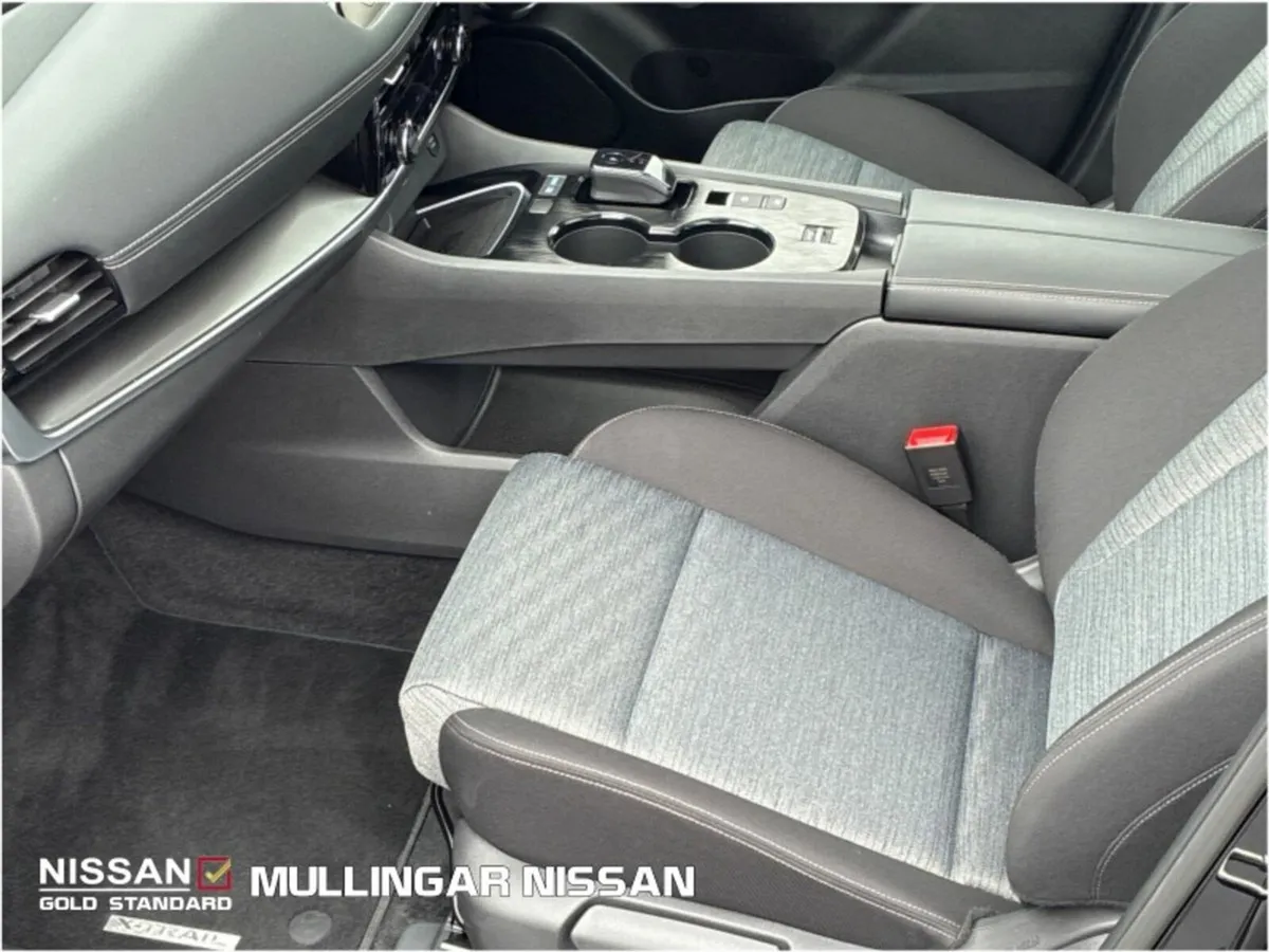 Nissan X-Trail 1.5SV Premium e-Power Hybrid Auto 5 - Image 4