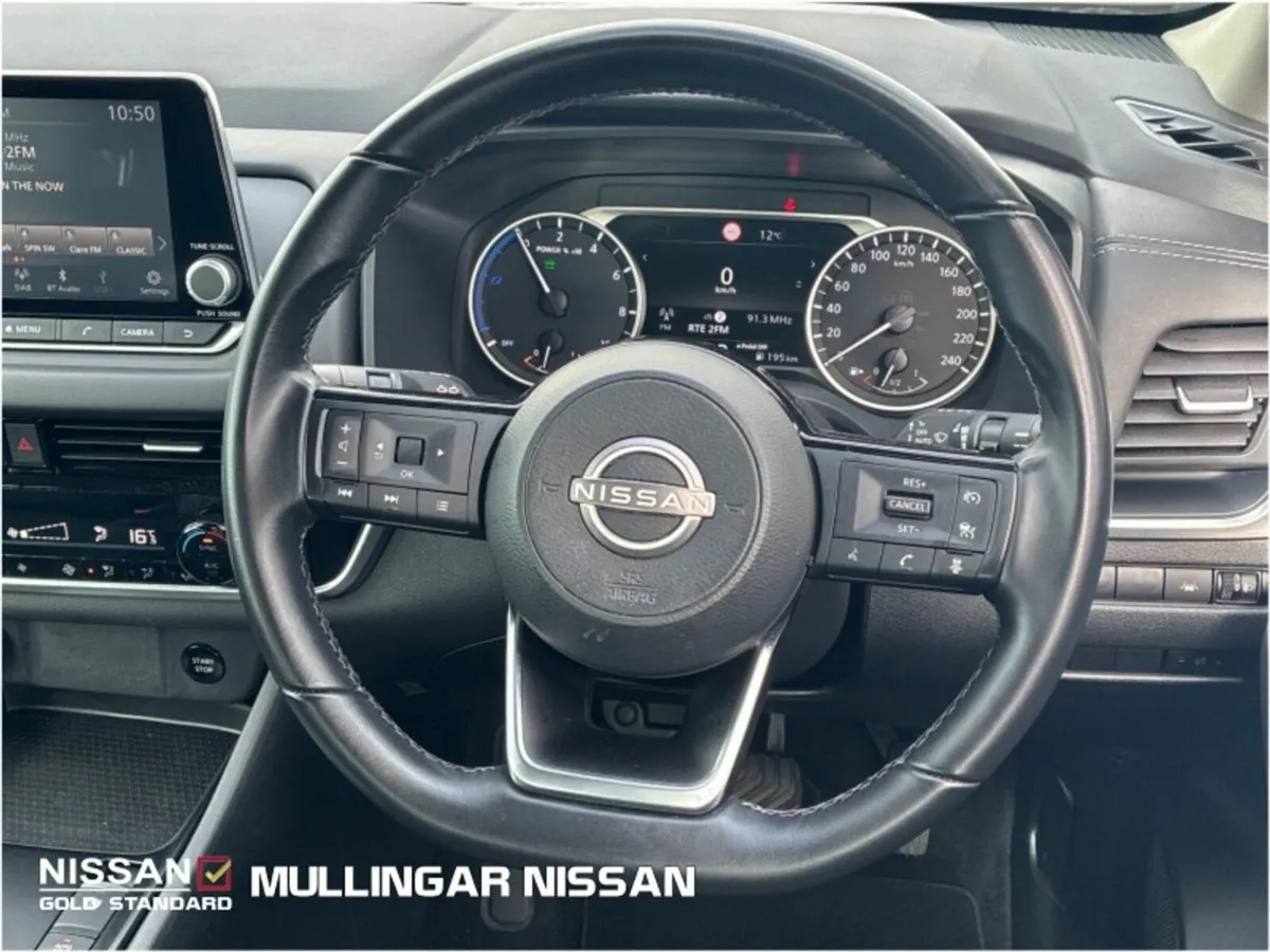 Nissan Qashqai 1.5SV e-Power Hybrid Auto - Check o - Image 2