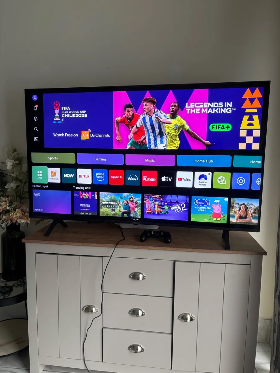 Lg tv 2025 55 inch - Image 2