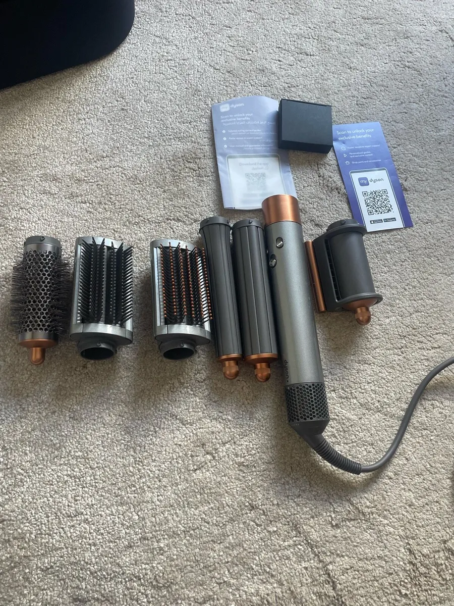 Dyson Air Wrap - Image 3