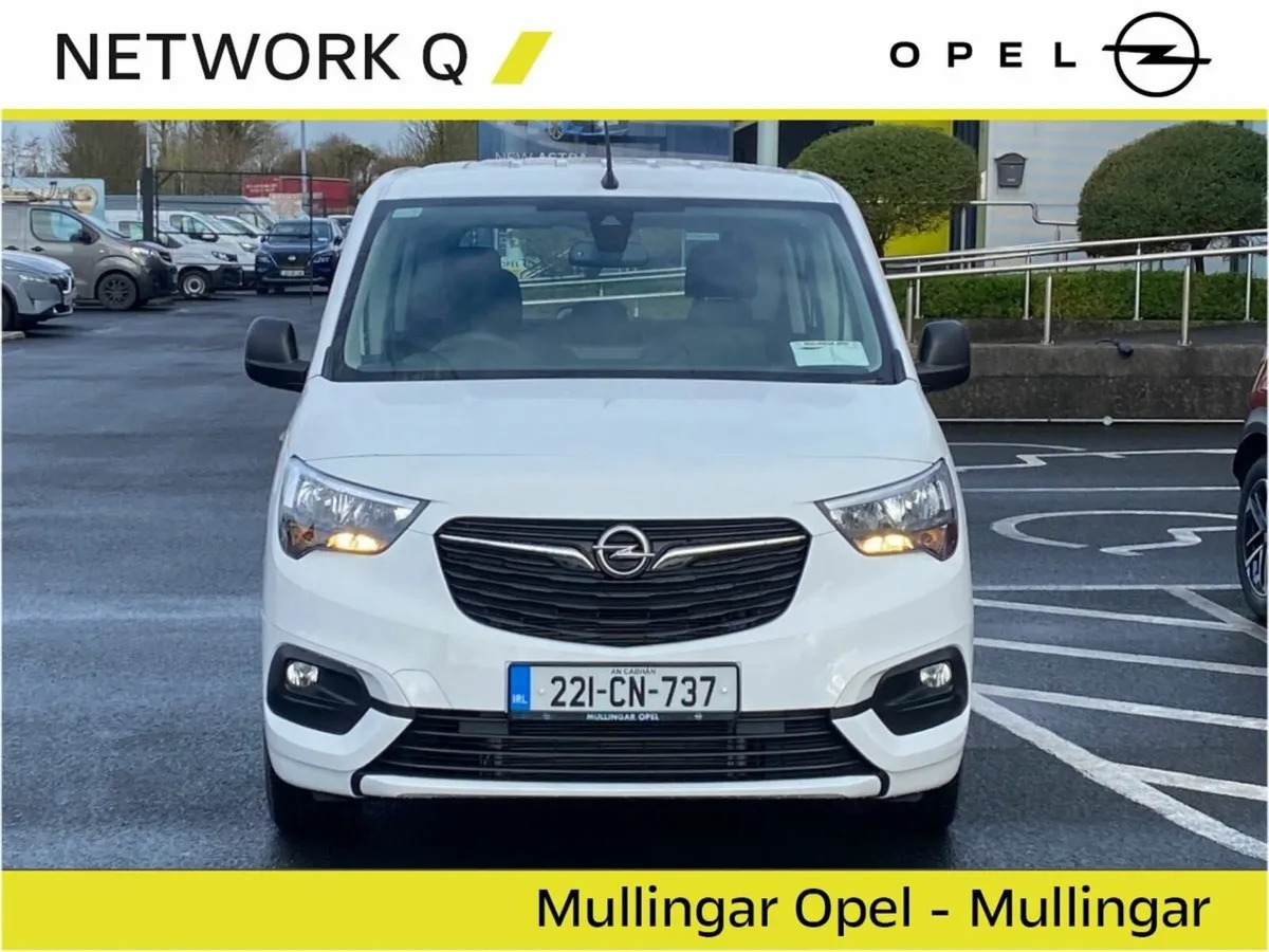 Opel Combo Life Edition Plus EV 50kWh Auto 5 Seate - Image 2