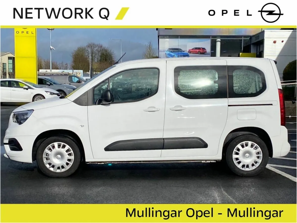 Opel Combo Life Edition Plus EV 50kWh Auto 5 Seate - Image 3