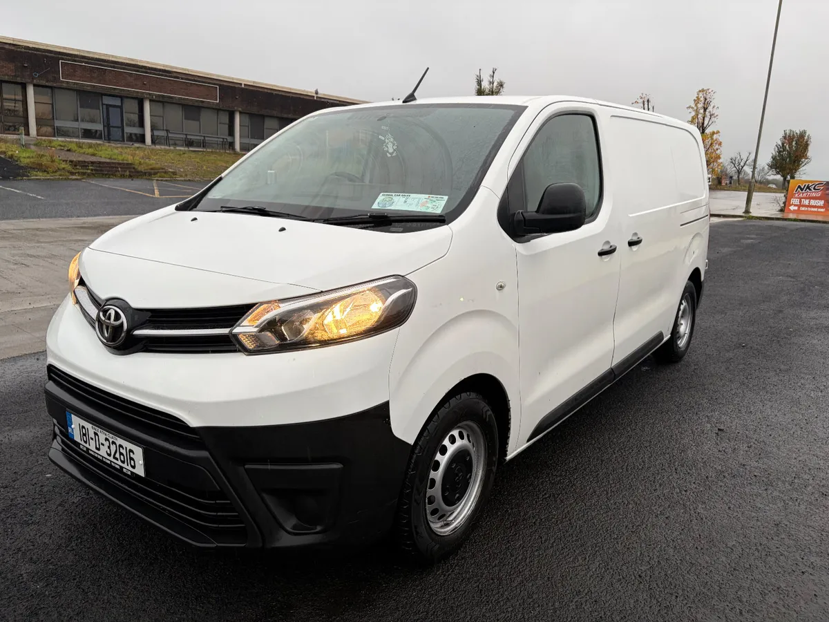 2018 Toyota Proace van twin sliding doors - Image 3