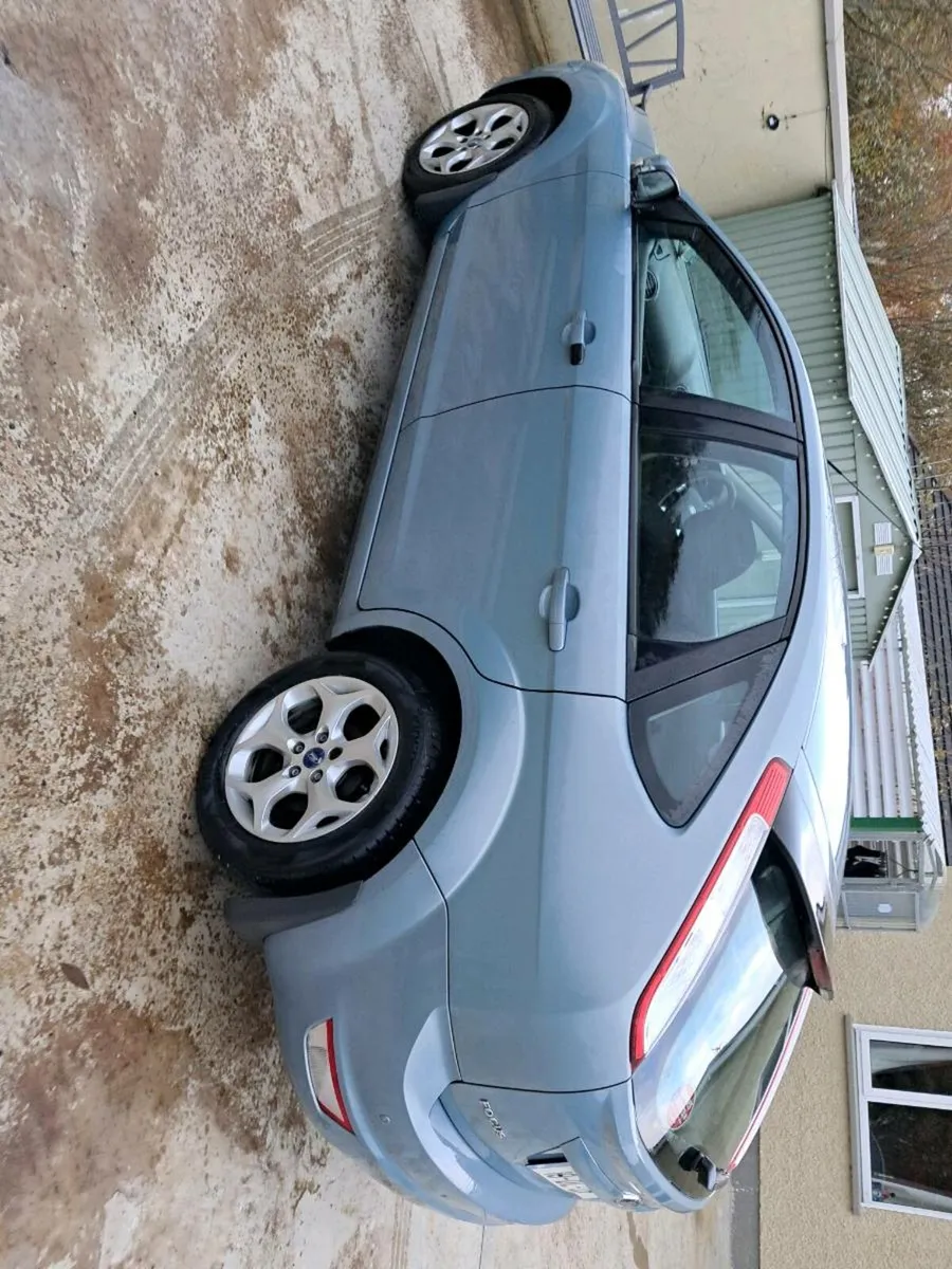 Ford Focus - Image 1