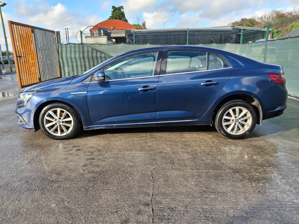 2018 Renault Megane  1.5 Diesel - Image 2