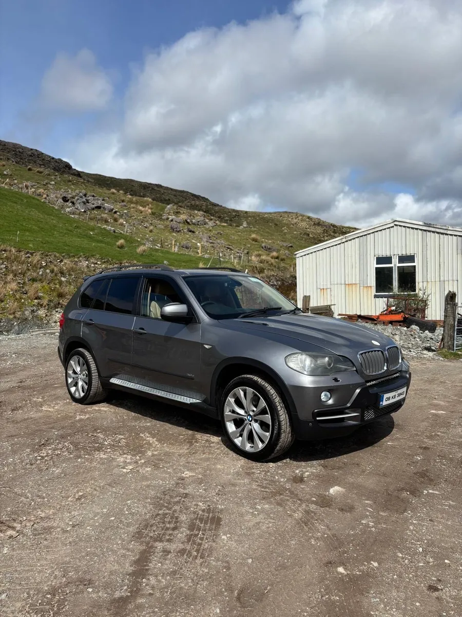 **BMW X5** - Image 4