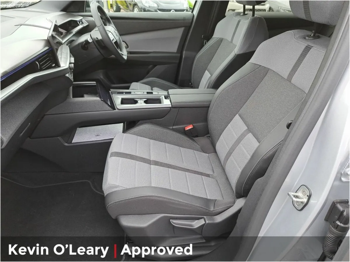 Opel Grandland EV GS  *100% ELECTRIC* - Image 4