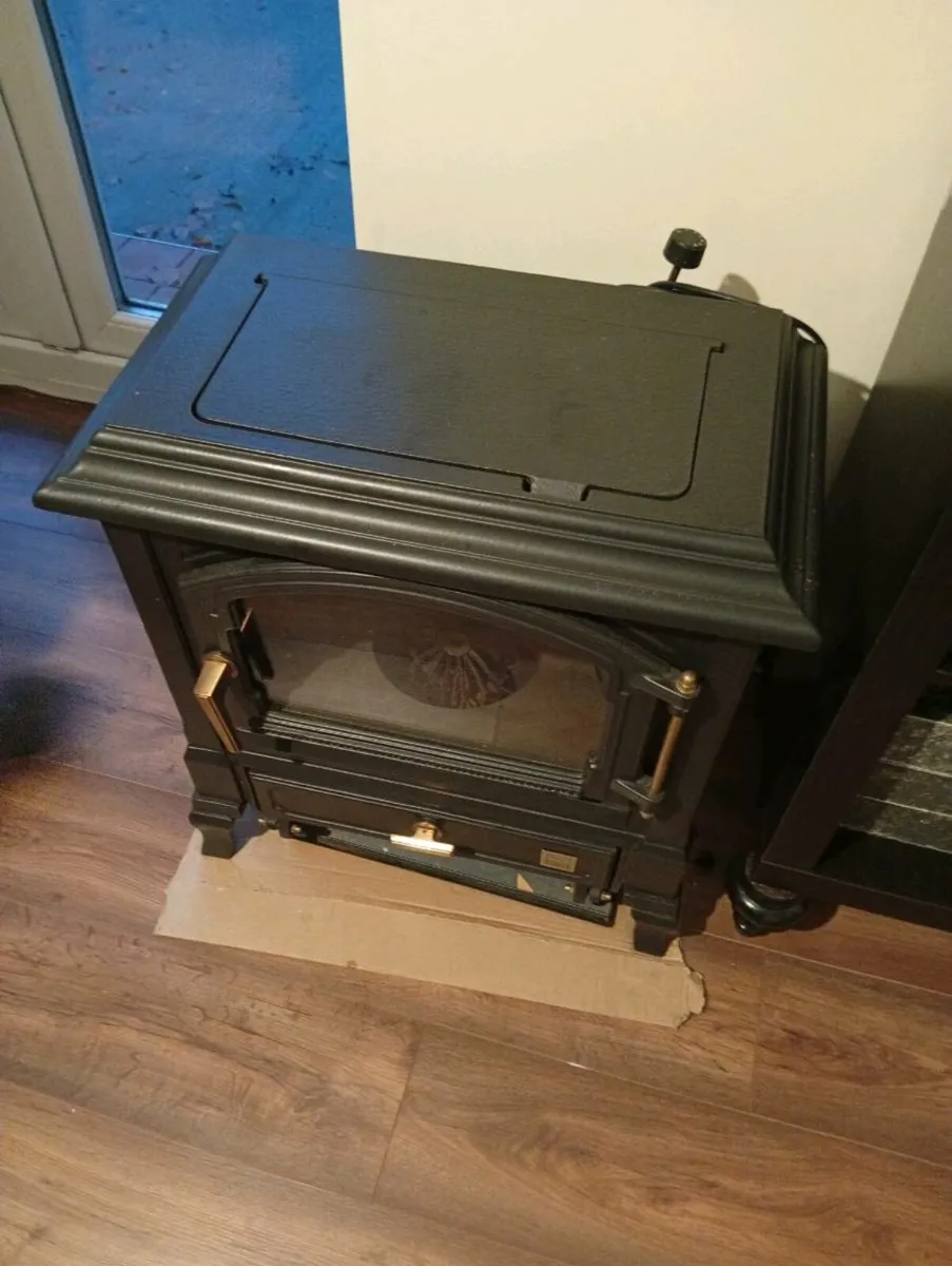 Oil Stove with back burner - Image 4