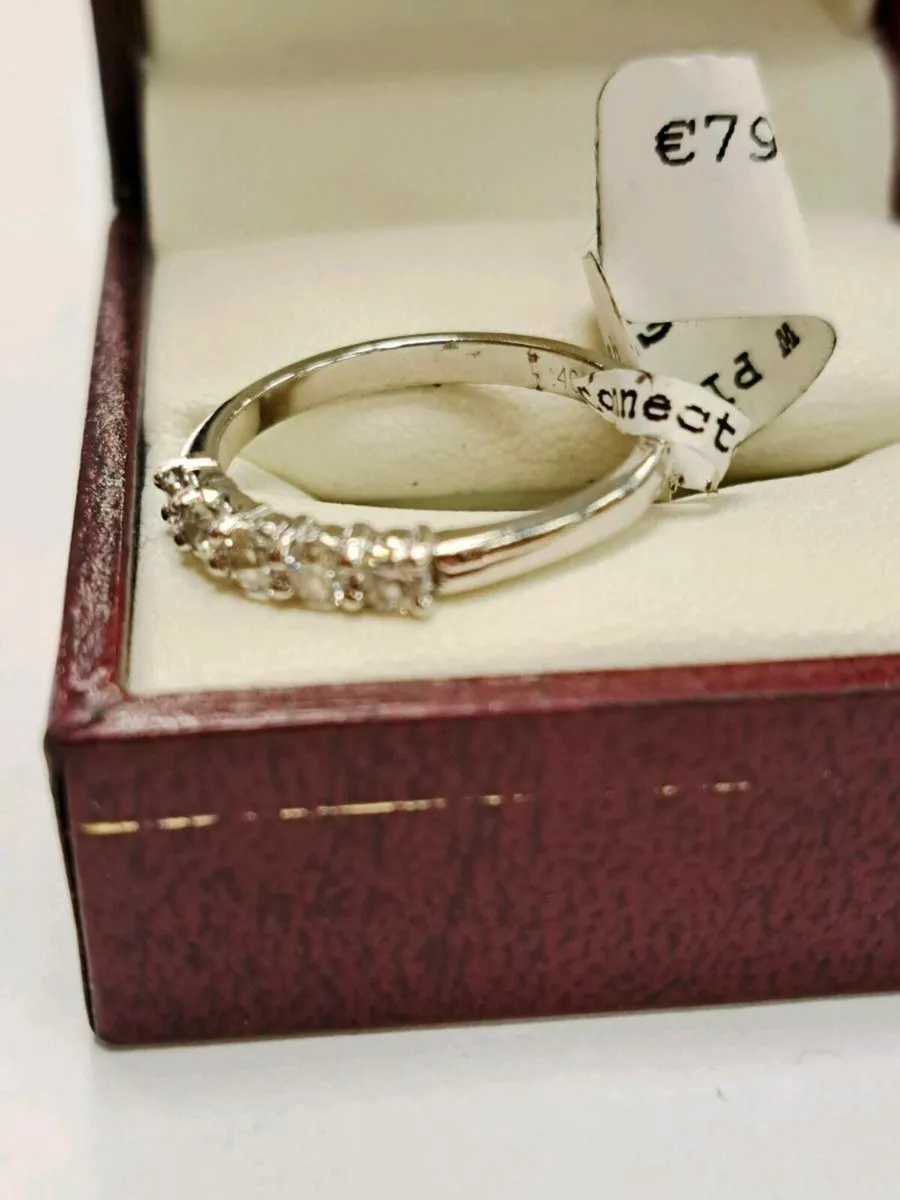 18K Gold White Diamond 18CT - Image 2
