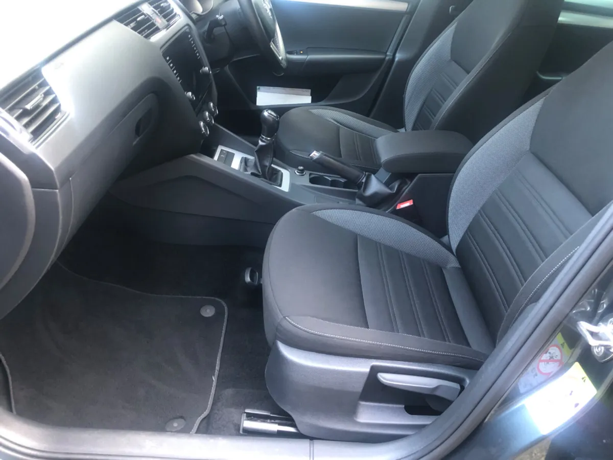 2020 SKODA OCTAVIA ESTATE AMBITION - Image 2