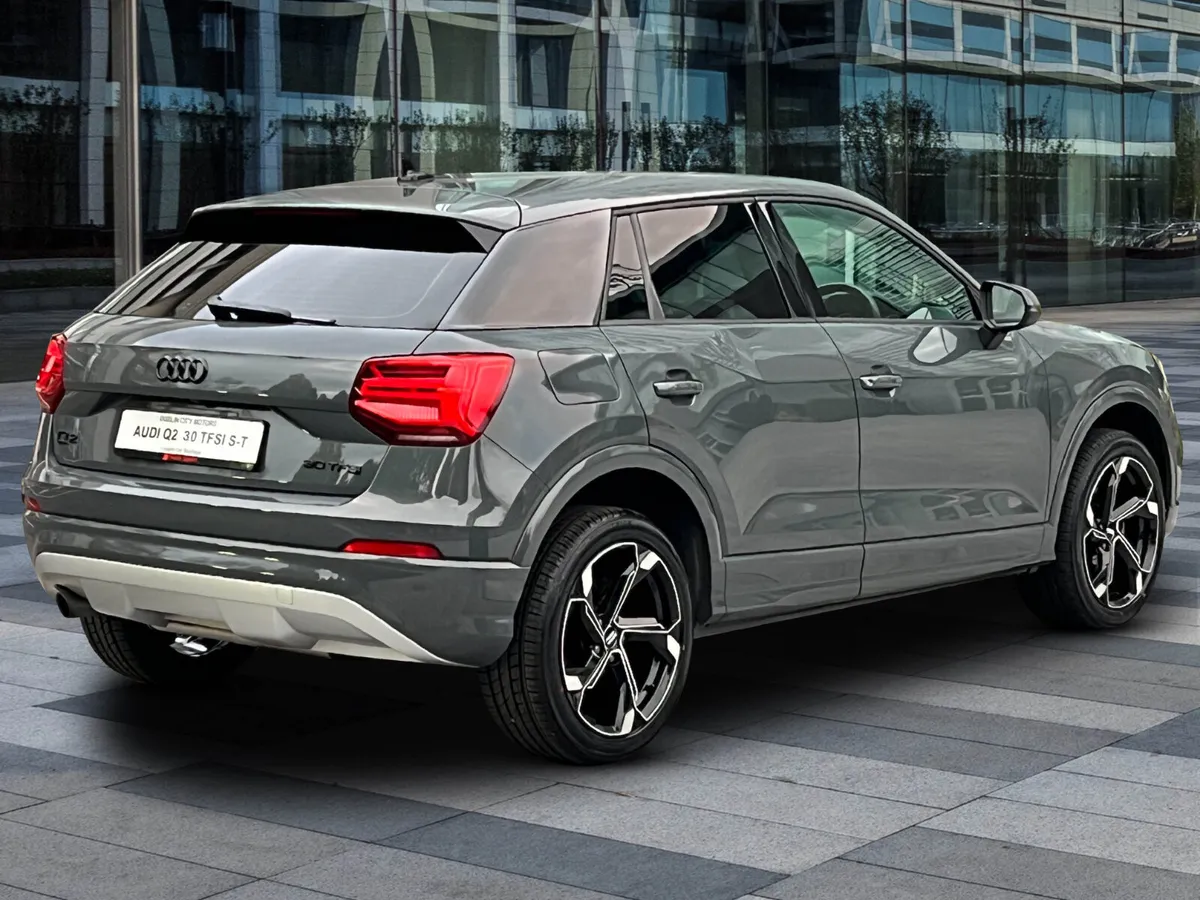 Audi Q2 30TFSI S-T *Nano Grey* - Image 4