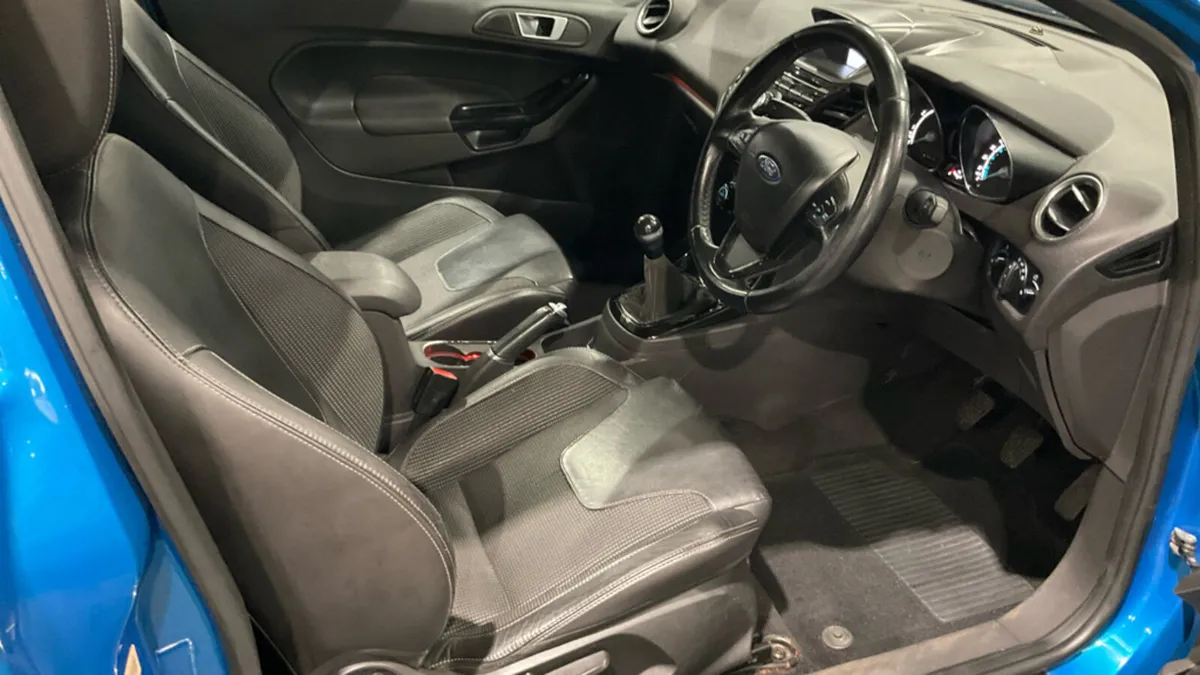 2014 Ford Fiesta TITANIUM X 1.0 Petrol - Image 4