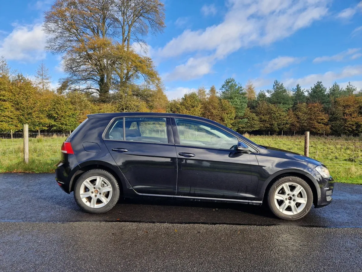 Volkswagen Golf 2014 - Image 2