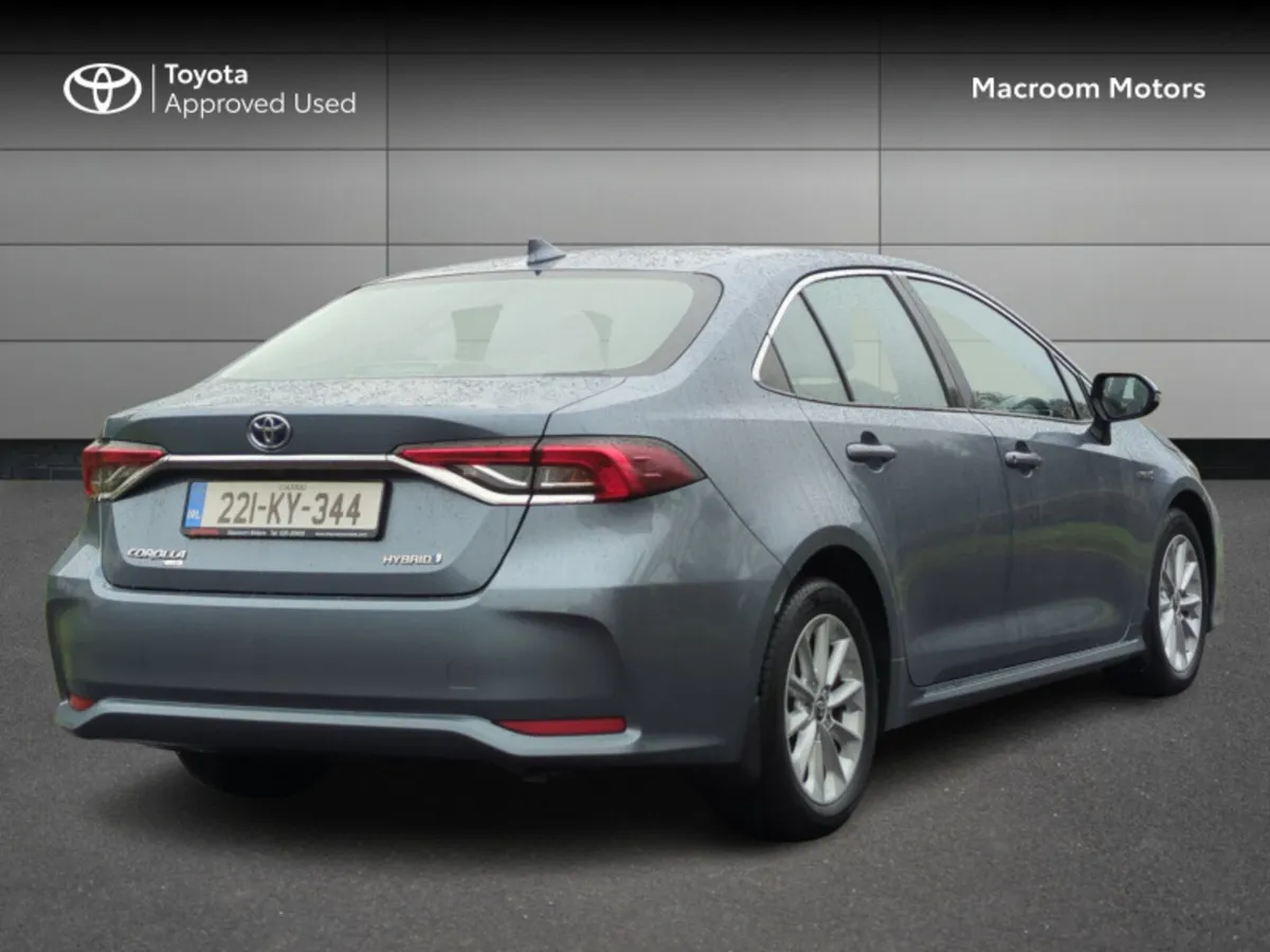 Toyota Corolla HYB LUNA SALOON 4DR AUTO - Image 2