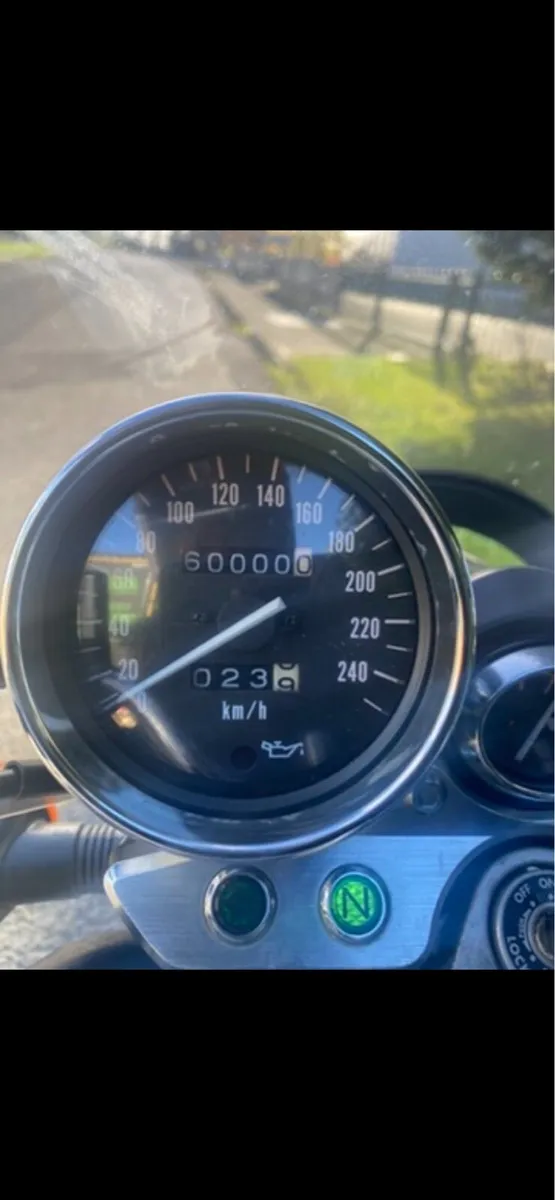 Suzuki GSX 750cc €2200 o.n.o - Image 3