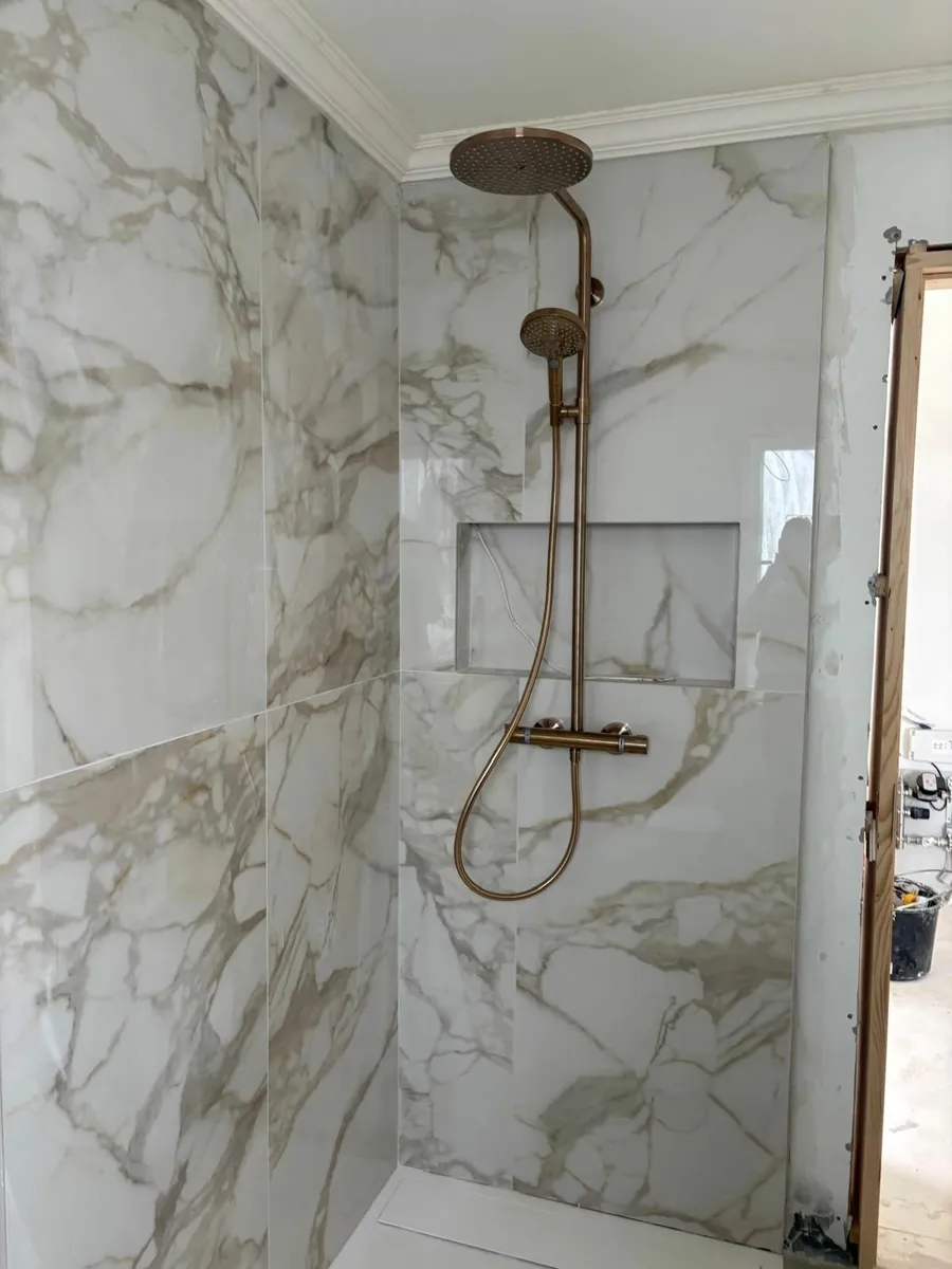 Large Bathroom granite tiles - Gallacatta Gold - Image 2