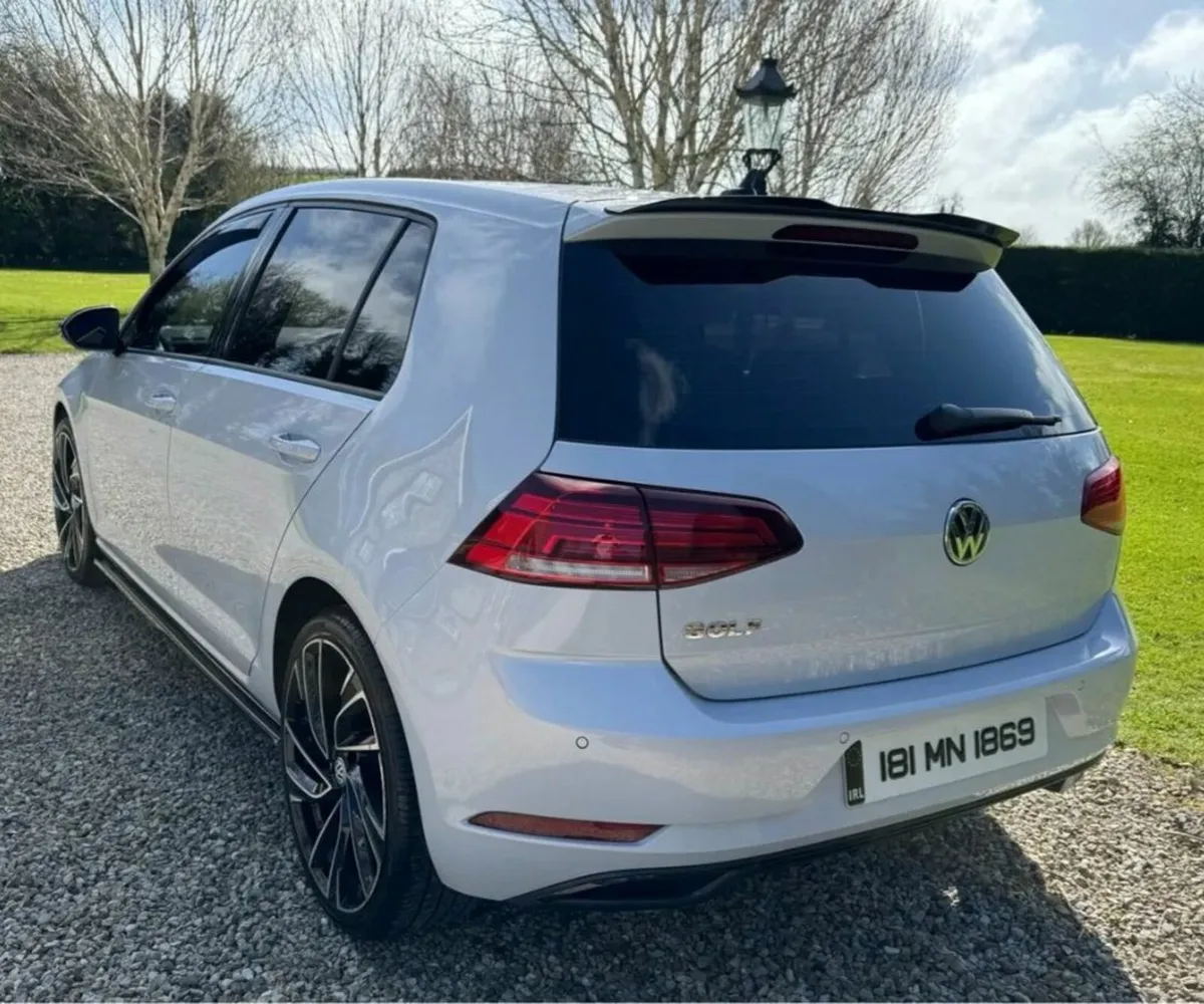Volkswagen Golf 2018 - Image 2