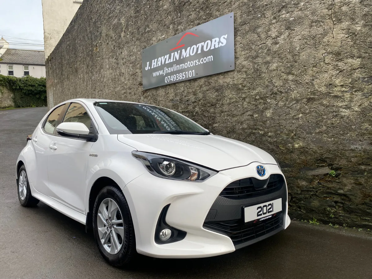 Jan 2021 Toyota Yaris Luna 1.5 Petrol Hybrid Auto - Image 2