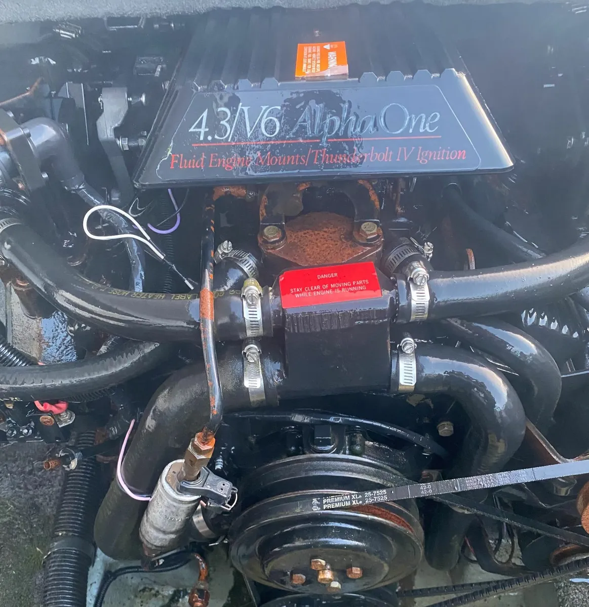 Sea Ray 200 Overnighter with Toilet - Image 4