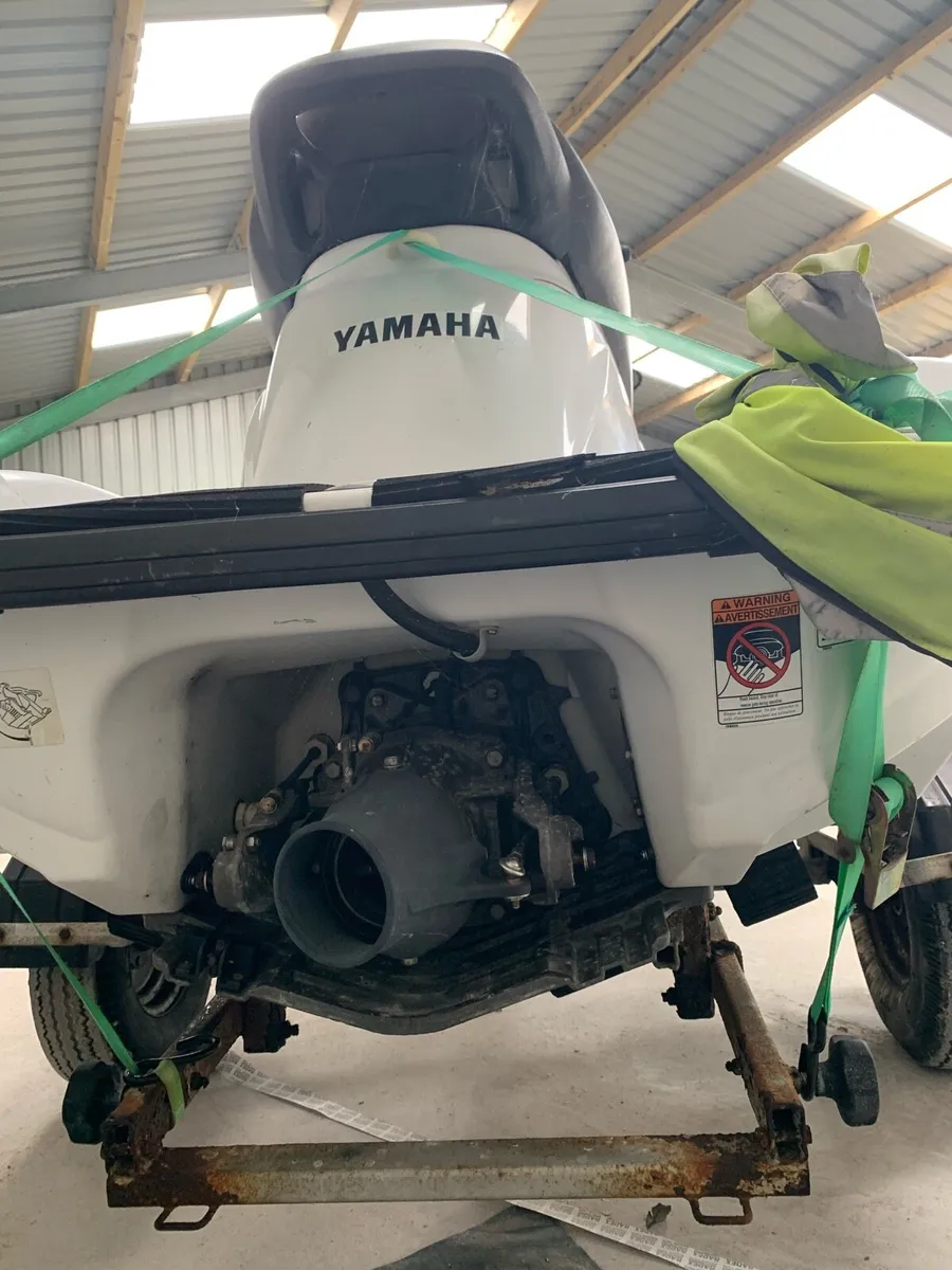 Yamaha Waverunner XLT1200 - Image 4