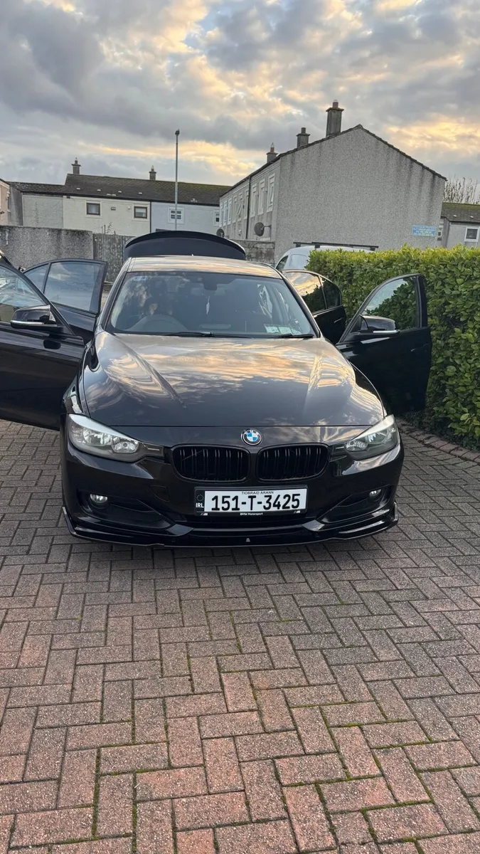 BMW 3-Series 2015 - Image 1