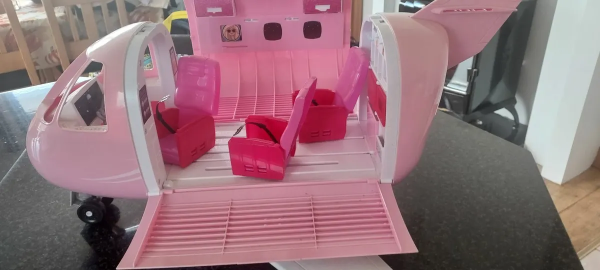 Barbie plane - Image 3