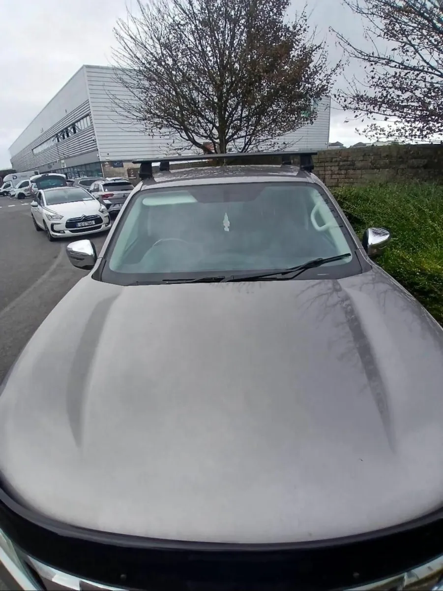 Nissan Navara 2019 auto techna - Image 2