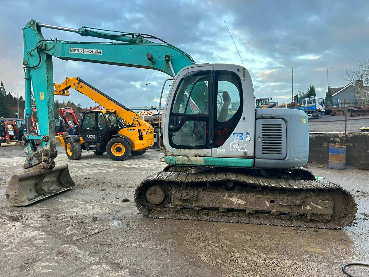2003 Kobelco SK135 - MULLANS - Image 4