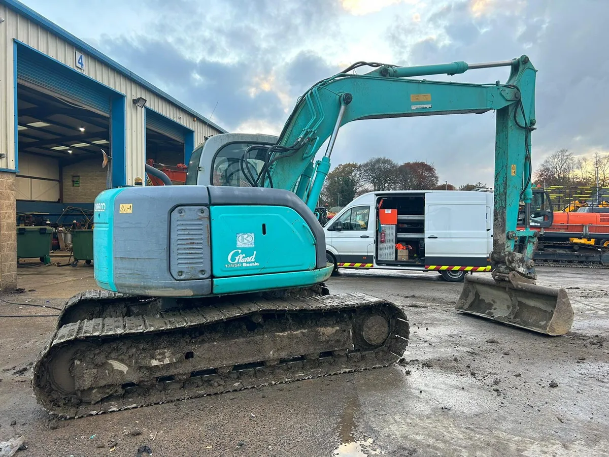 2003 Kobelco SK135 - MULLANS - Image 2