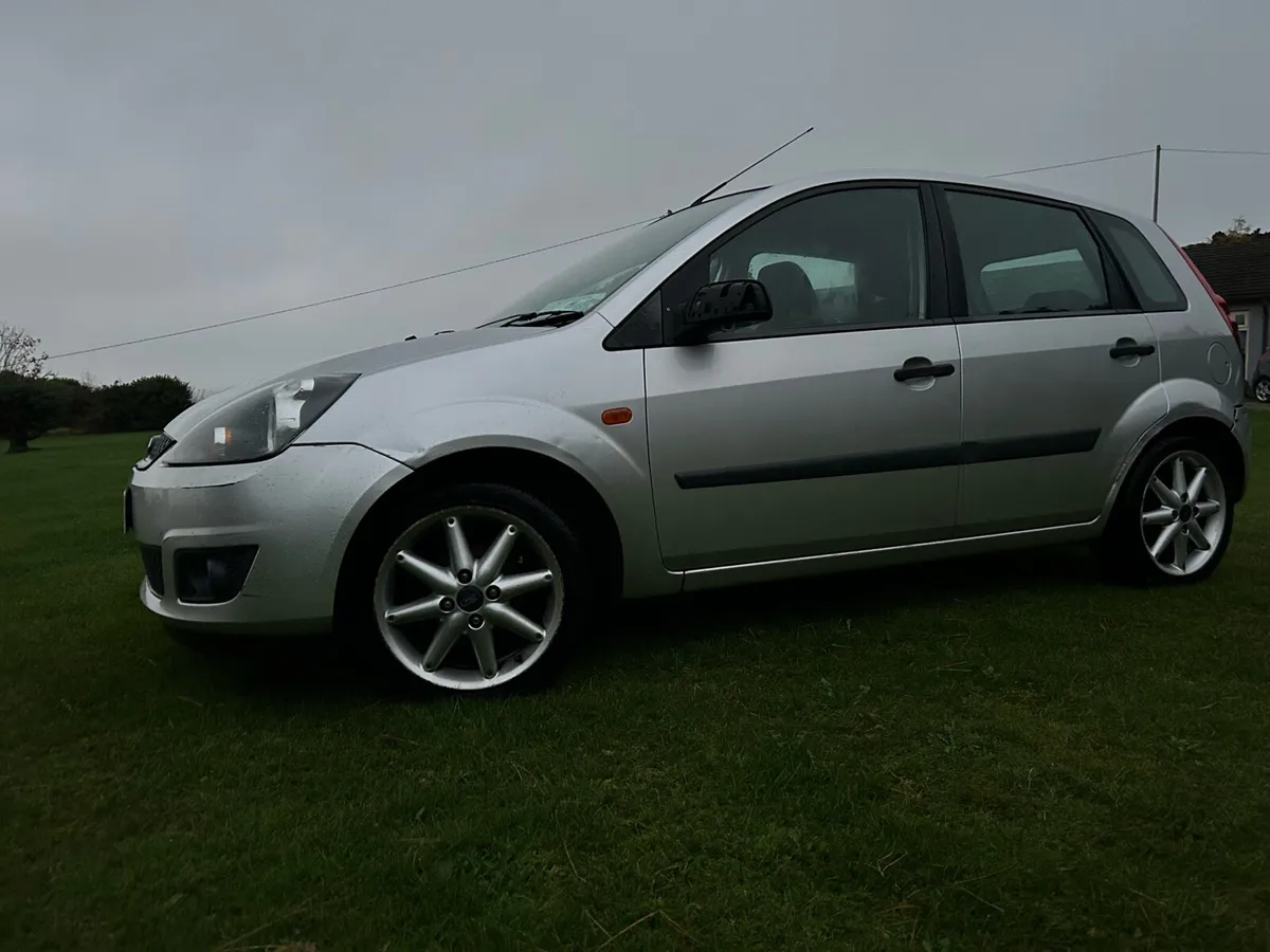 Ford Fiesta 1.2. Low Kms - Image 3