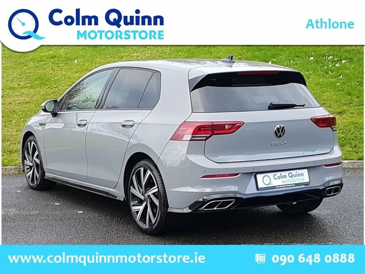 Volkswagen Golf 1.5 TSI 130HP R-line - Image 3
