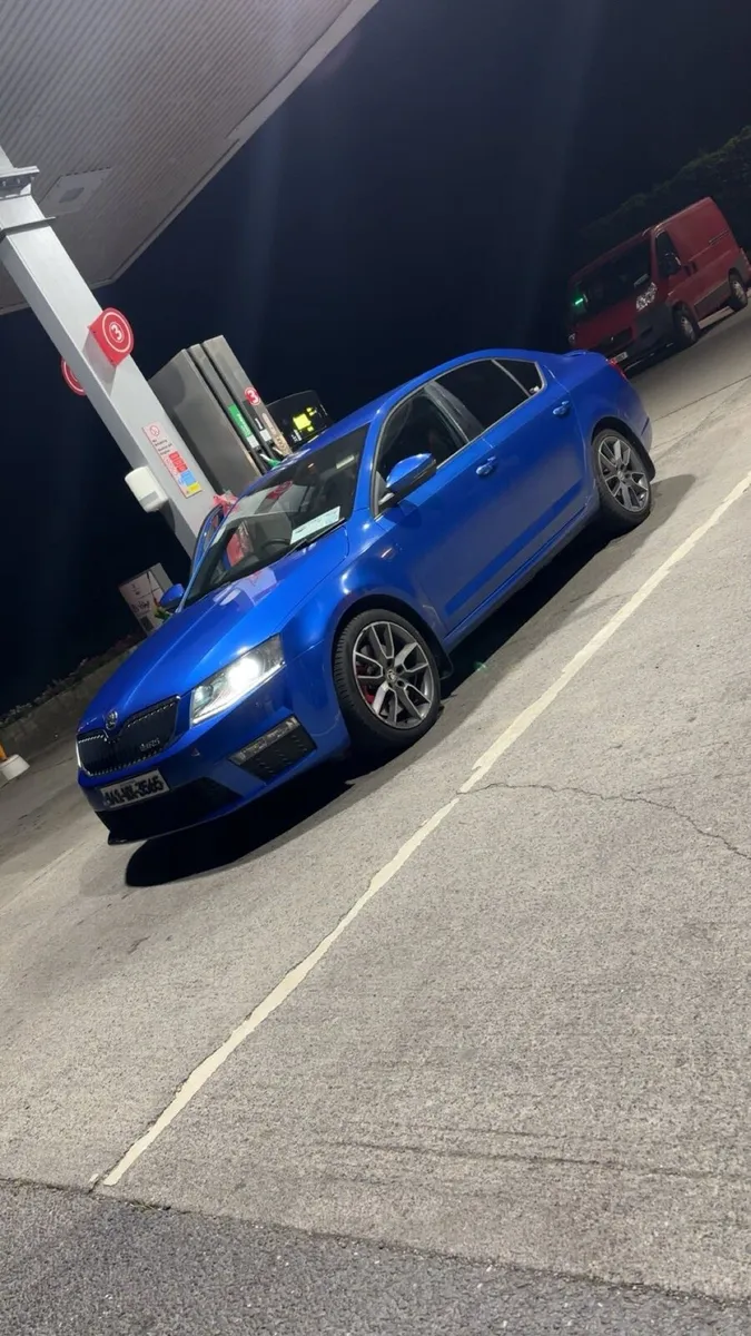 Skoda Octavia VRS - Image 1