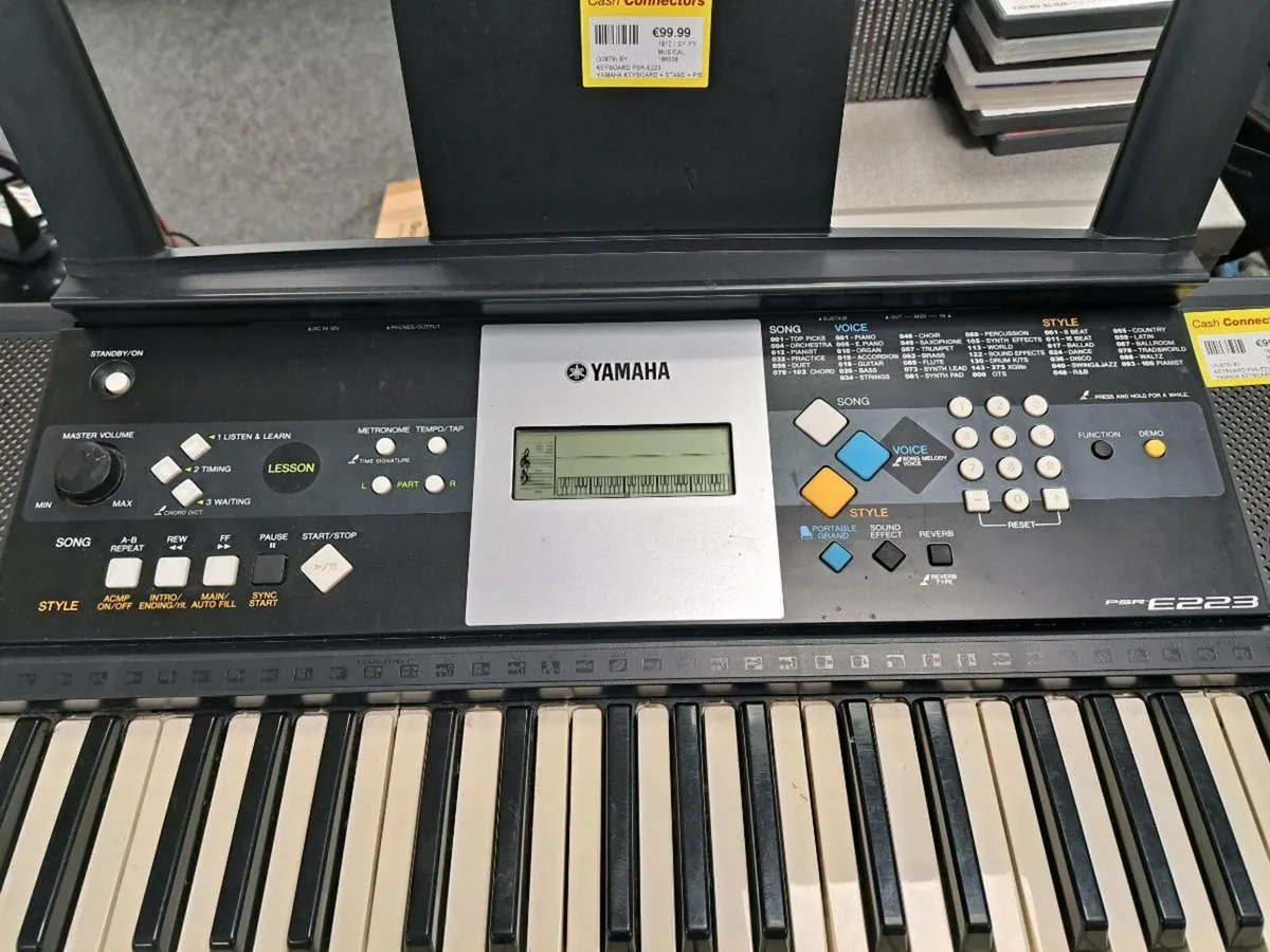 Yamaha PSR-E223 Keyboard + Stand + PSU - Image 2