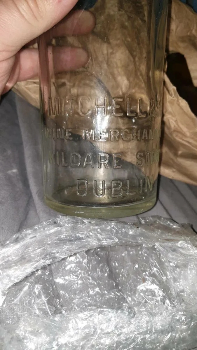 VINTAGE MICHELL & SONS WHISKEY BOTTLE. RARE - Image 1