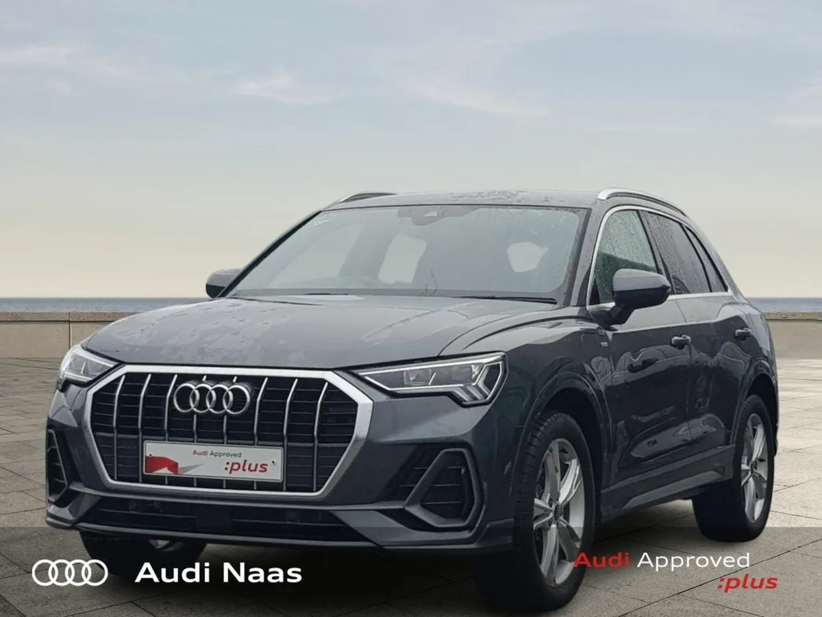 Audi Q3 45 S-Line TFSI E - Image 3
