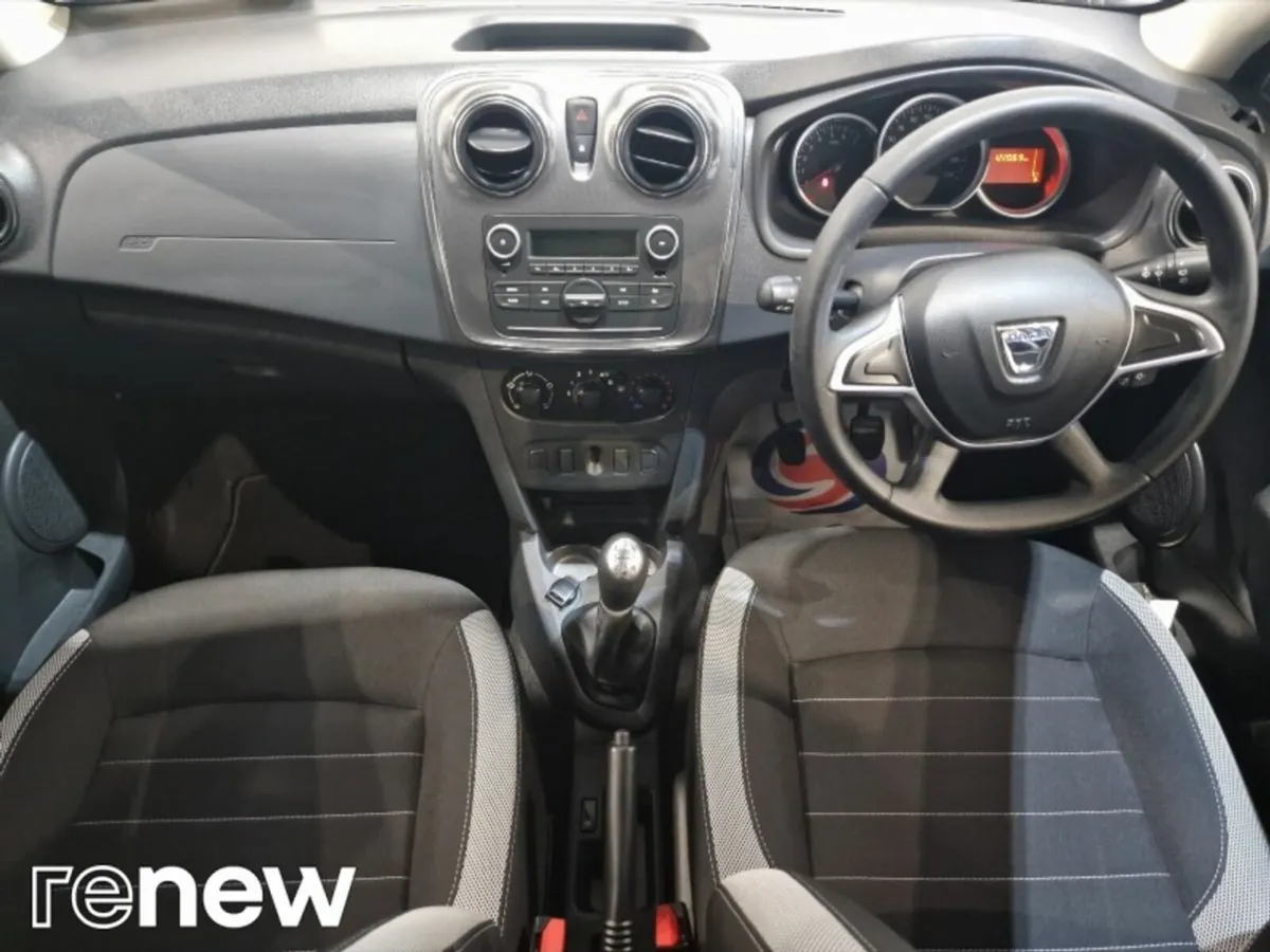 Dacia Sandero Stepway Blue dCi 95 STEPWAY Alternat - Image 3