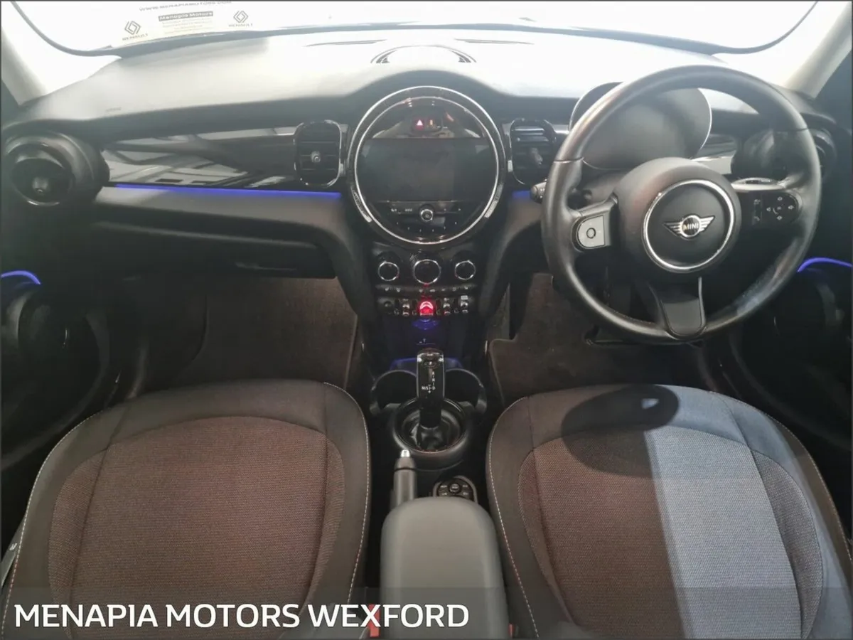 Mini Cooper Mini Cooper Auto - Image 2