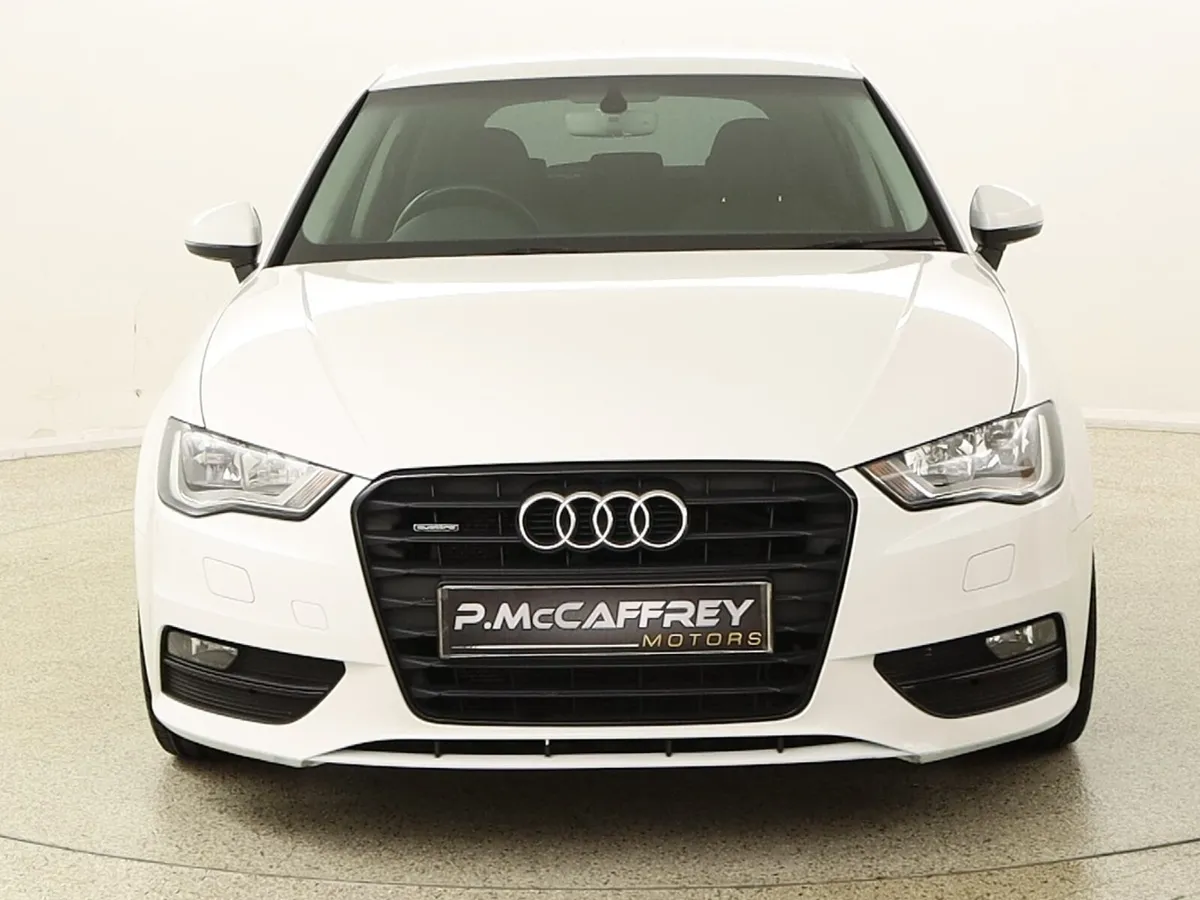 2015 Audi A3 1.6 TDI 110PS SPORT NAV BLACK EDITION - Image 2