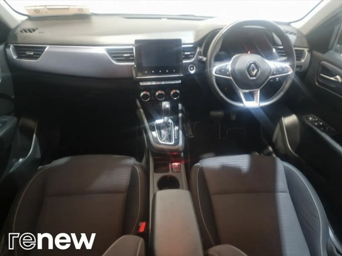 Renault Arkana ICONIC E-TECH HYBRID 145 AUTO - Image 3