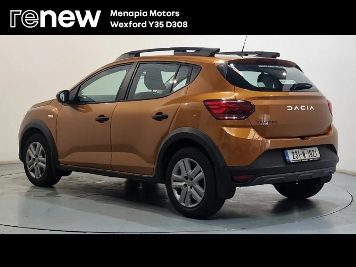 Dacia Sandero Stepway TCe 90 STEPWAY Essential - Image 4