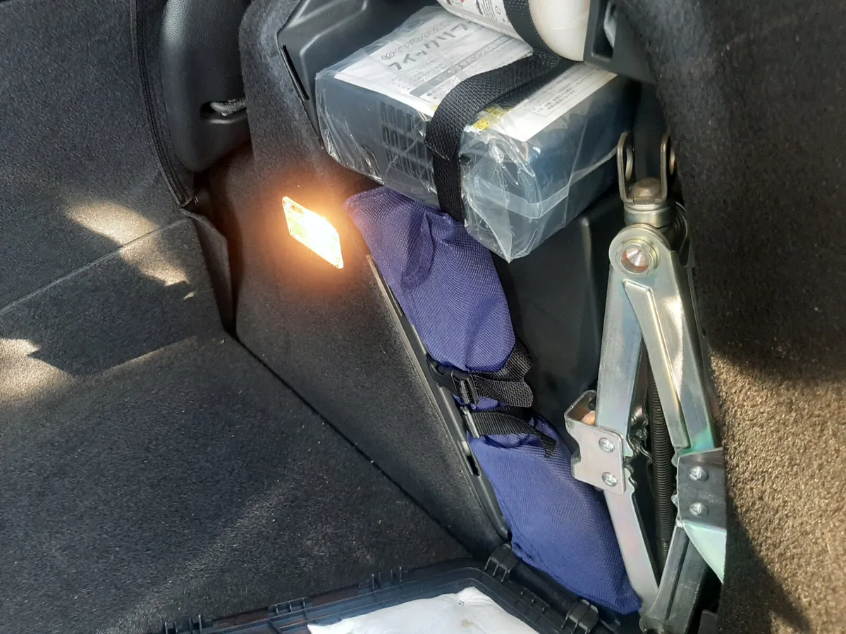 HONDA FIT HYBRID AUTOMATIC 2018 - Image 3