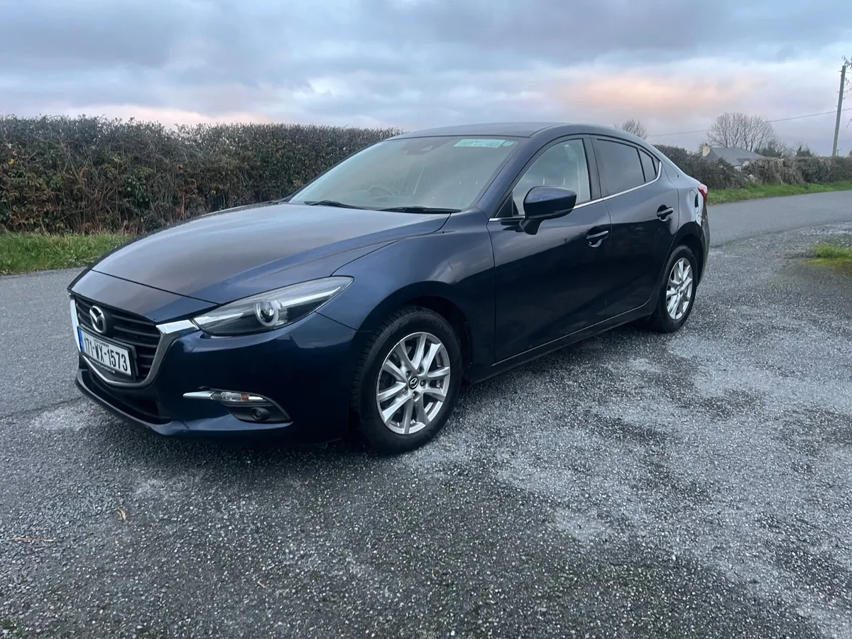 2017  mazda 3  2.2 - Image 3