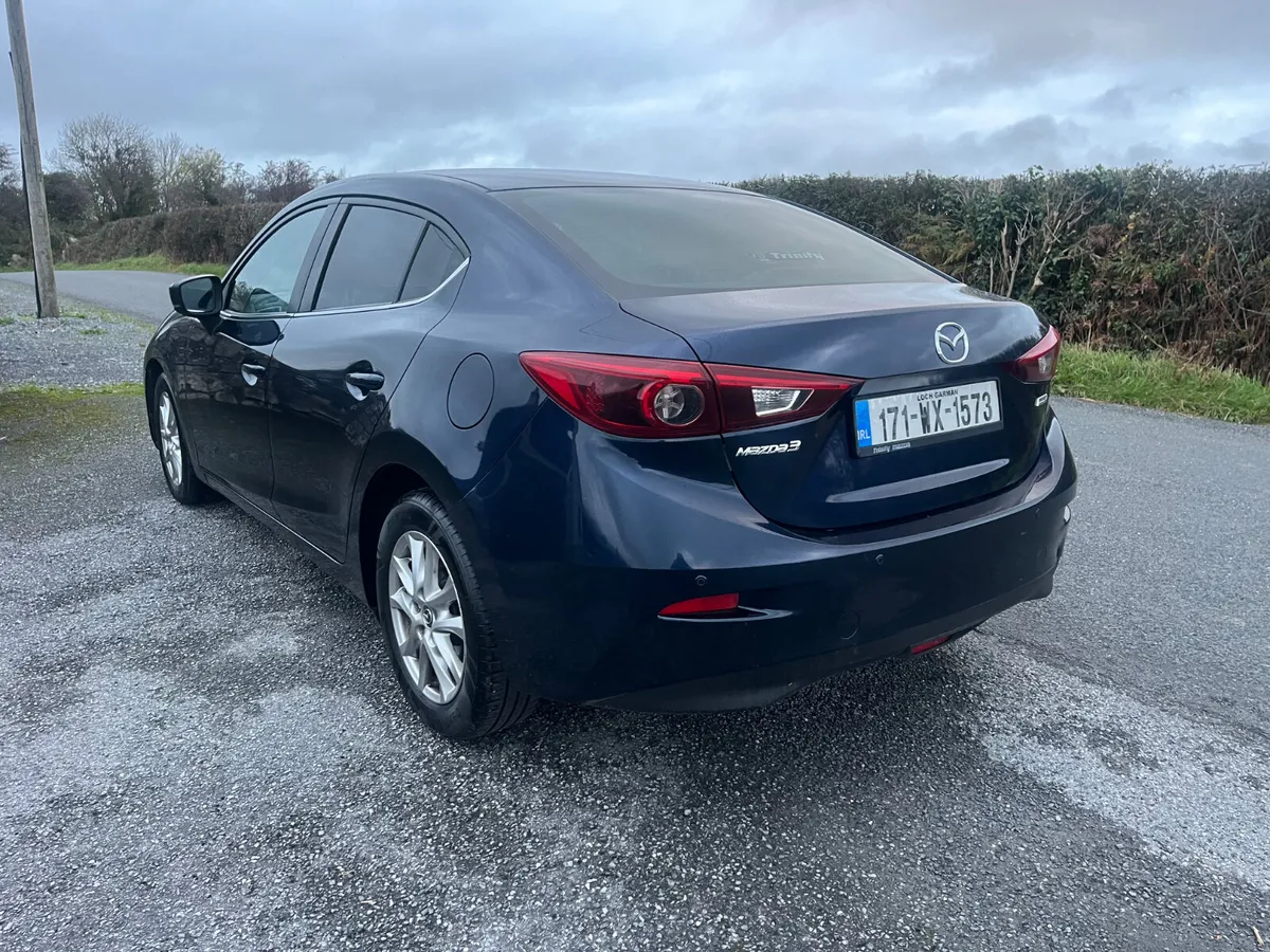 2017  mazda 3  2.2 - Image 4