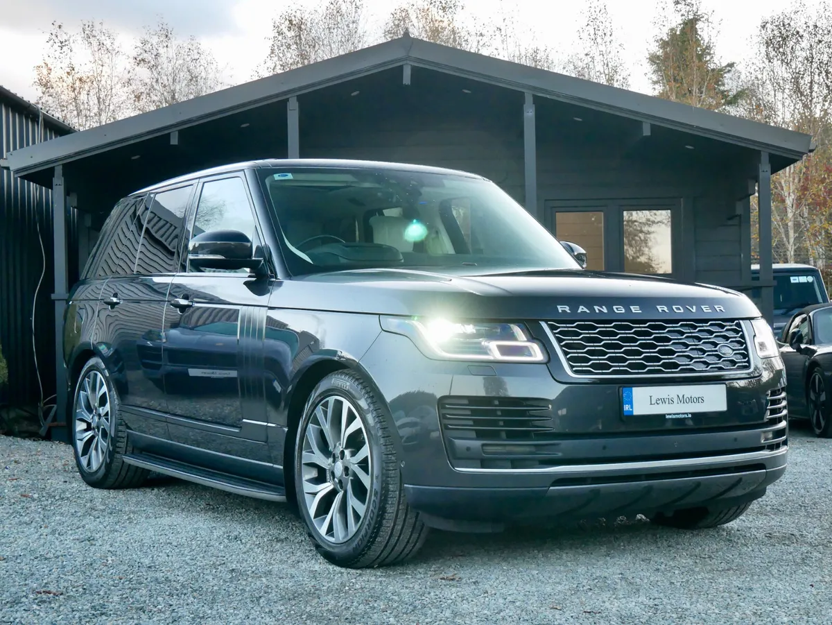 2021 Range Rover Vogue P400e PHEV - Image 1