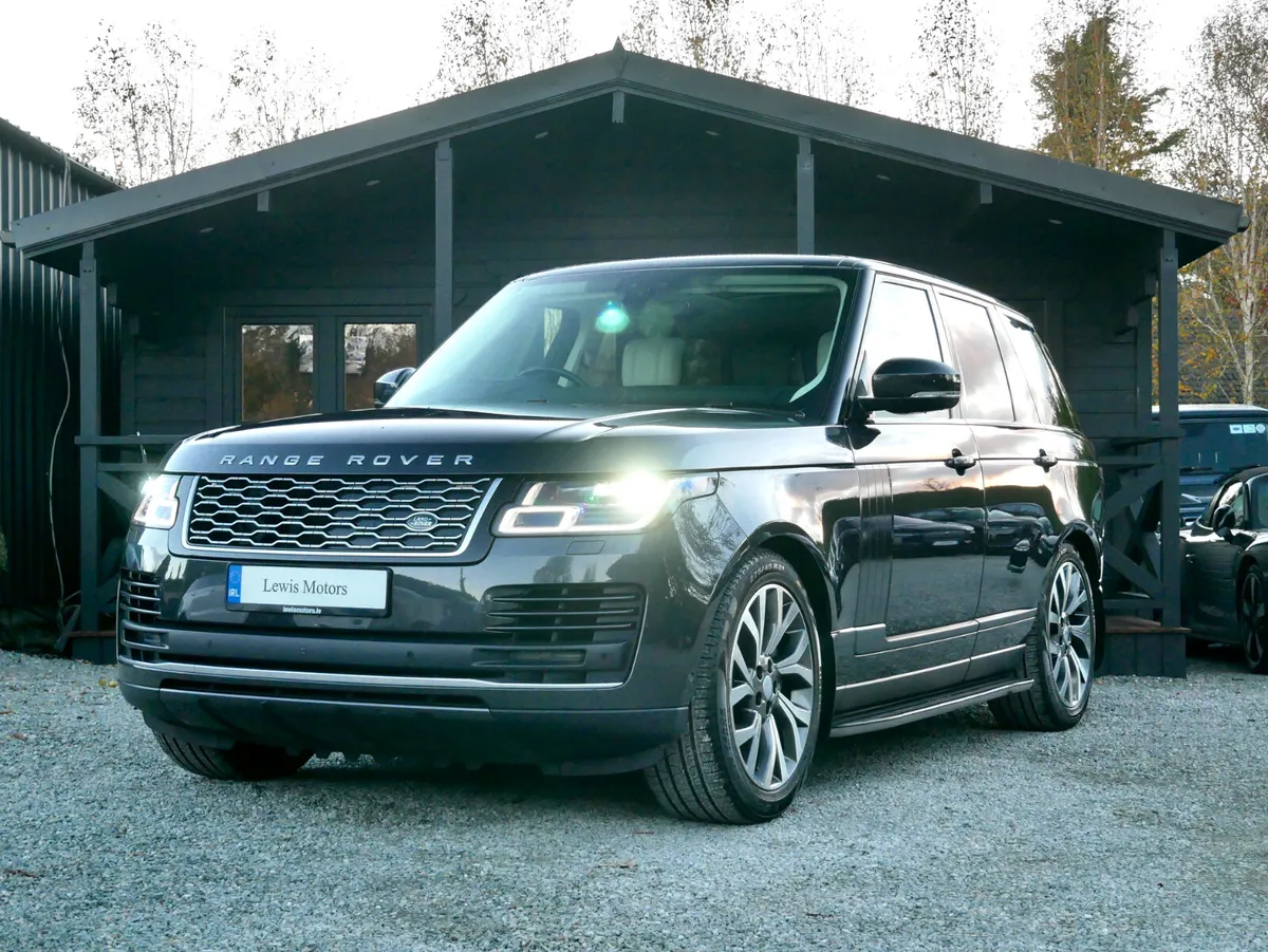 2021 Range Rover Vogue P400e PHEV - Image 3