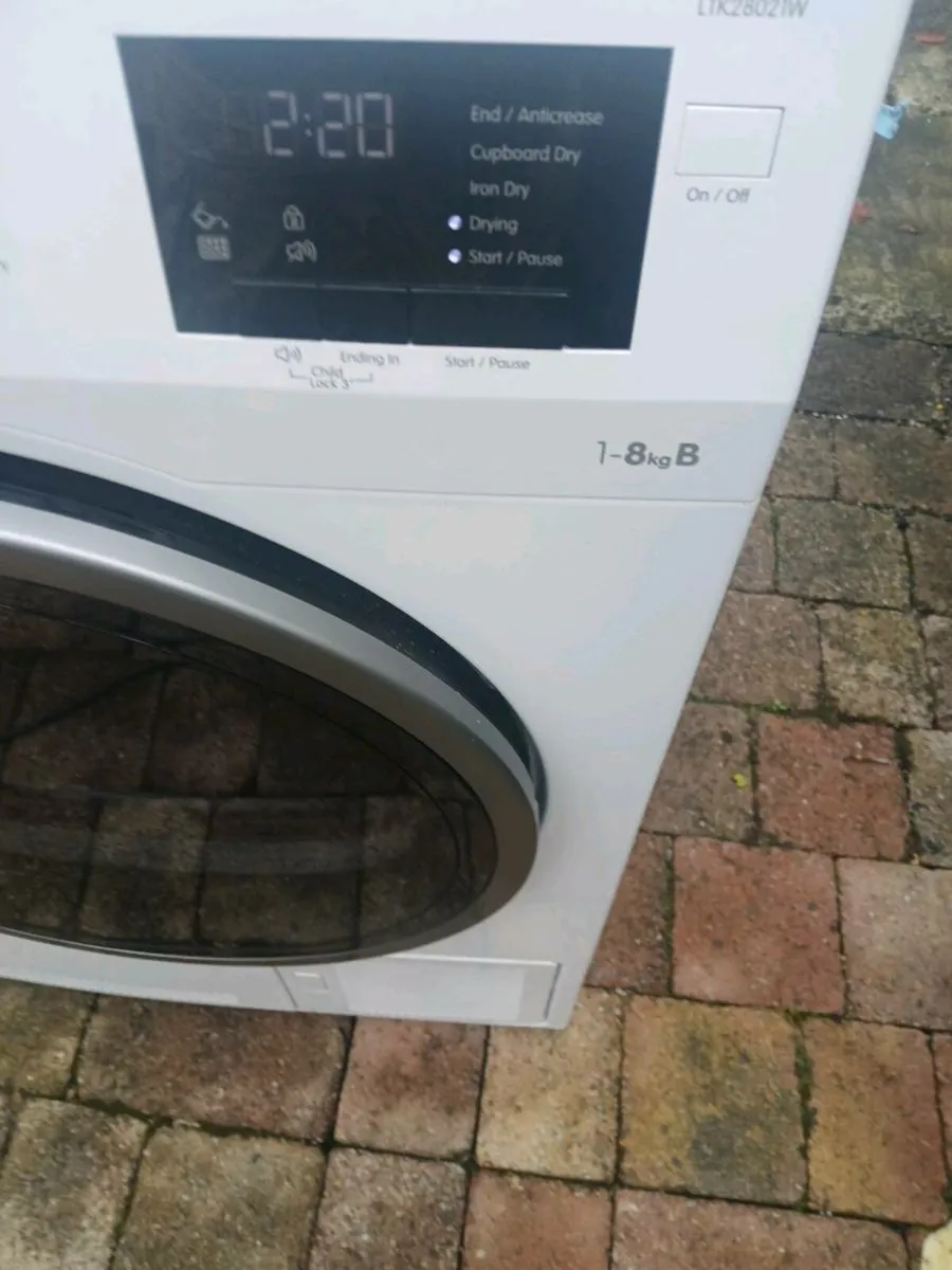 Beko  condensed  dryer as new - Image 2