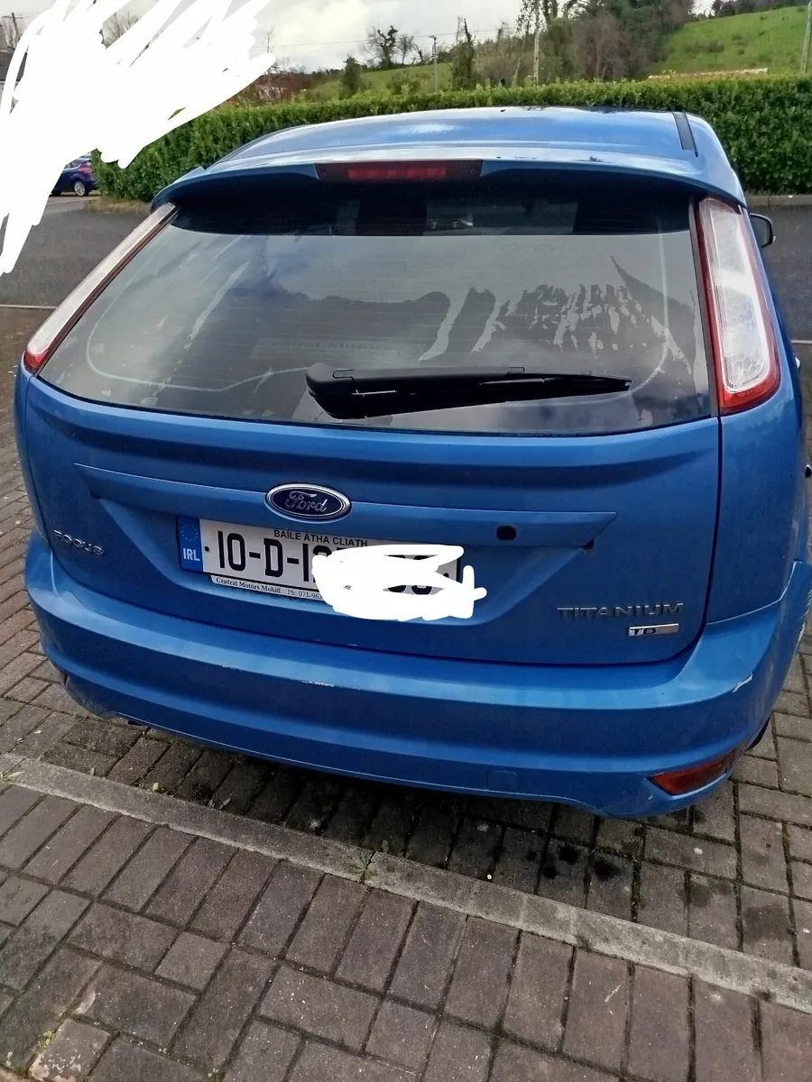 Ford Focus 2010 - Image 3