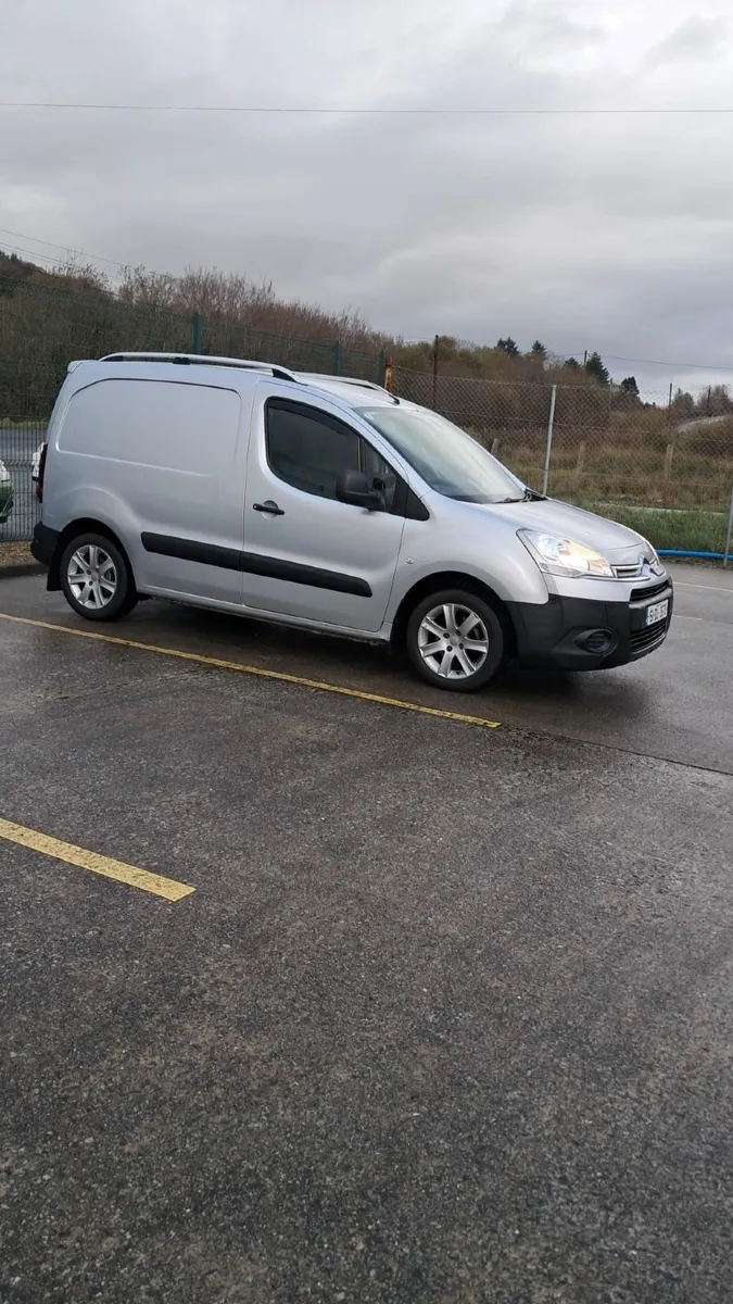 Citroen Berlingo 2015 - Image 2