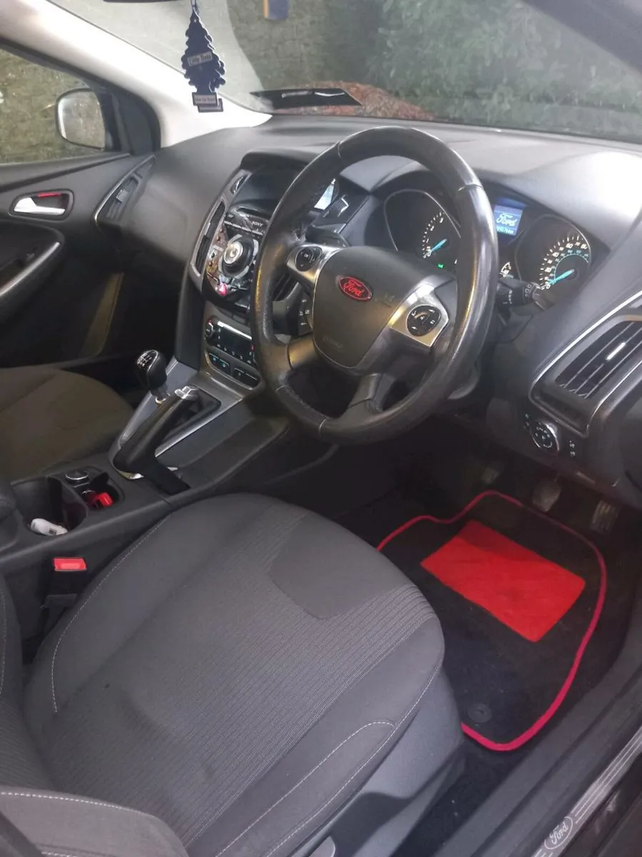 Ford focus - Image 4