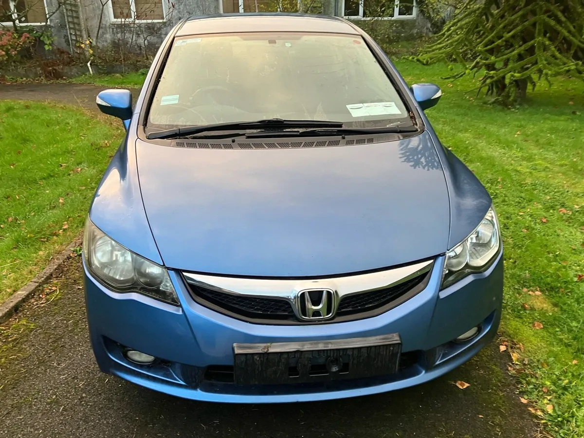 Honda Civic Hybrid for parts - Image 1